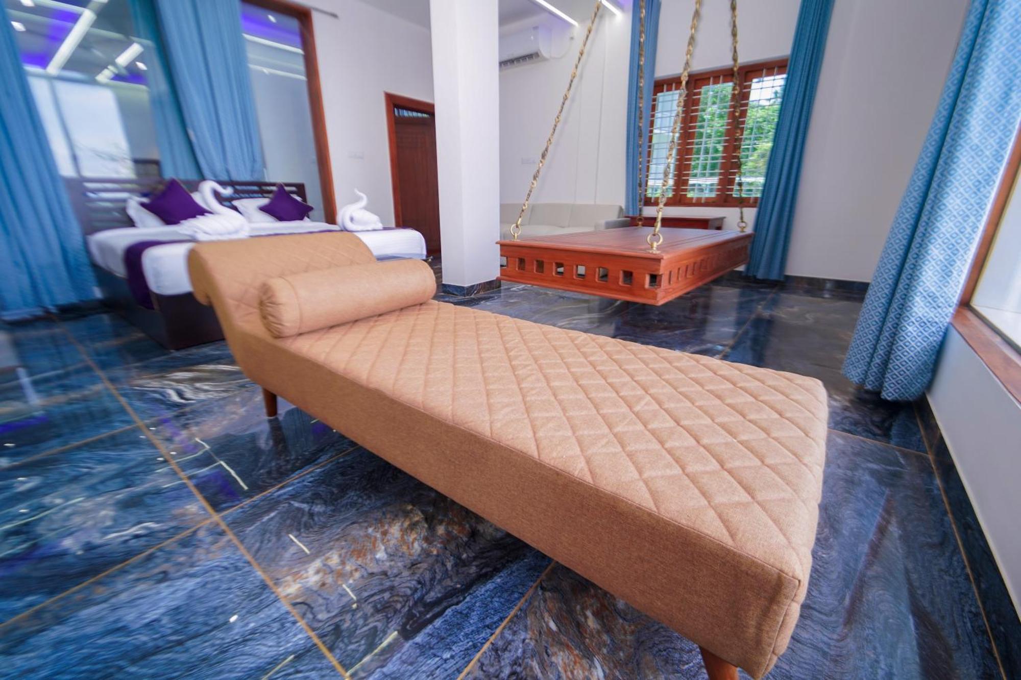 Skylar Seaview Beach Resort & Ayurveda Varkala Exterior photo